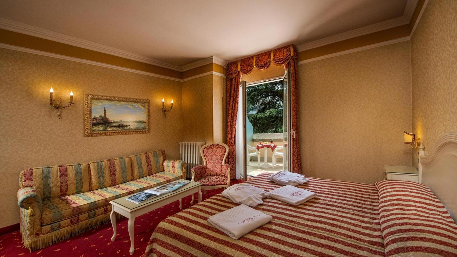 Hotel Terme Helvetia Abano Terme Exterior photo