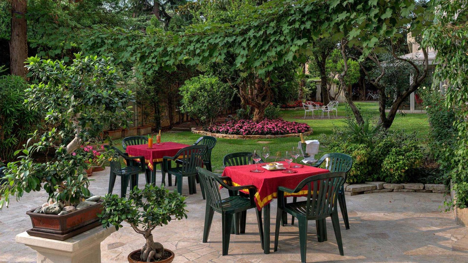 Hotel Terme Helvetia Abano Terme Exterior photo